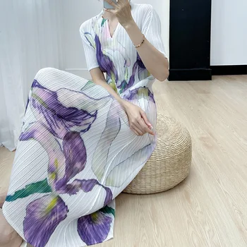 Женское плиссированное платье с короткими рукавами и круглым вырезом, соответствующее цвету 2024 Стильное плиссированное платье в стиле модерн высокого класса с принтом
