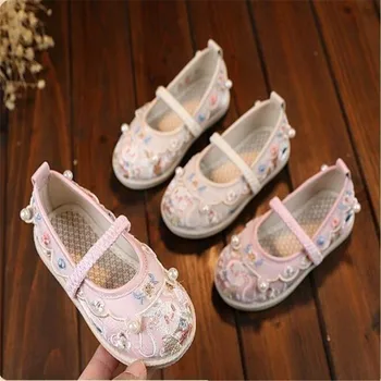Вышитая обувь для девочек Китайская традиционная праздничная ткань Обувь для детей Мода Принцесса Этнический с жемчугом Подвеска из бисера Милый