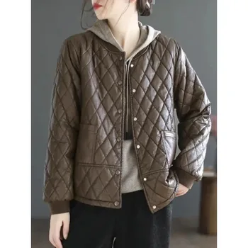 2023 Женская зимняя куртка Новинка в парках PU Cotton Женская свободная тонкая стеганая однобортная корейская мода повседневная хлопковая куртка