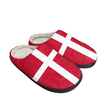Датский флаг Домашний хлопок Изготовленные на заказ тапочки Мужские женские сандалии Дания Плюшевая спальня Повседневная теплая обувь Термотапочки