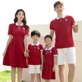 Семья Подходящие наряды Футболка Корейский стиль Платье для девочки Родитель-ребенок Семейная одежда Фотография Мать Дети